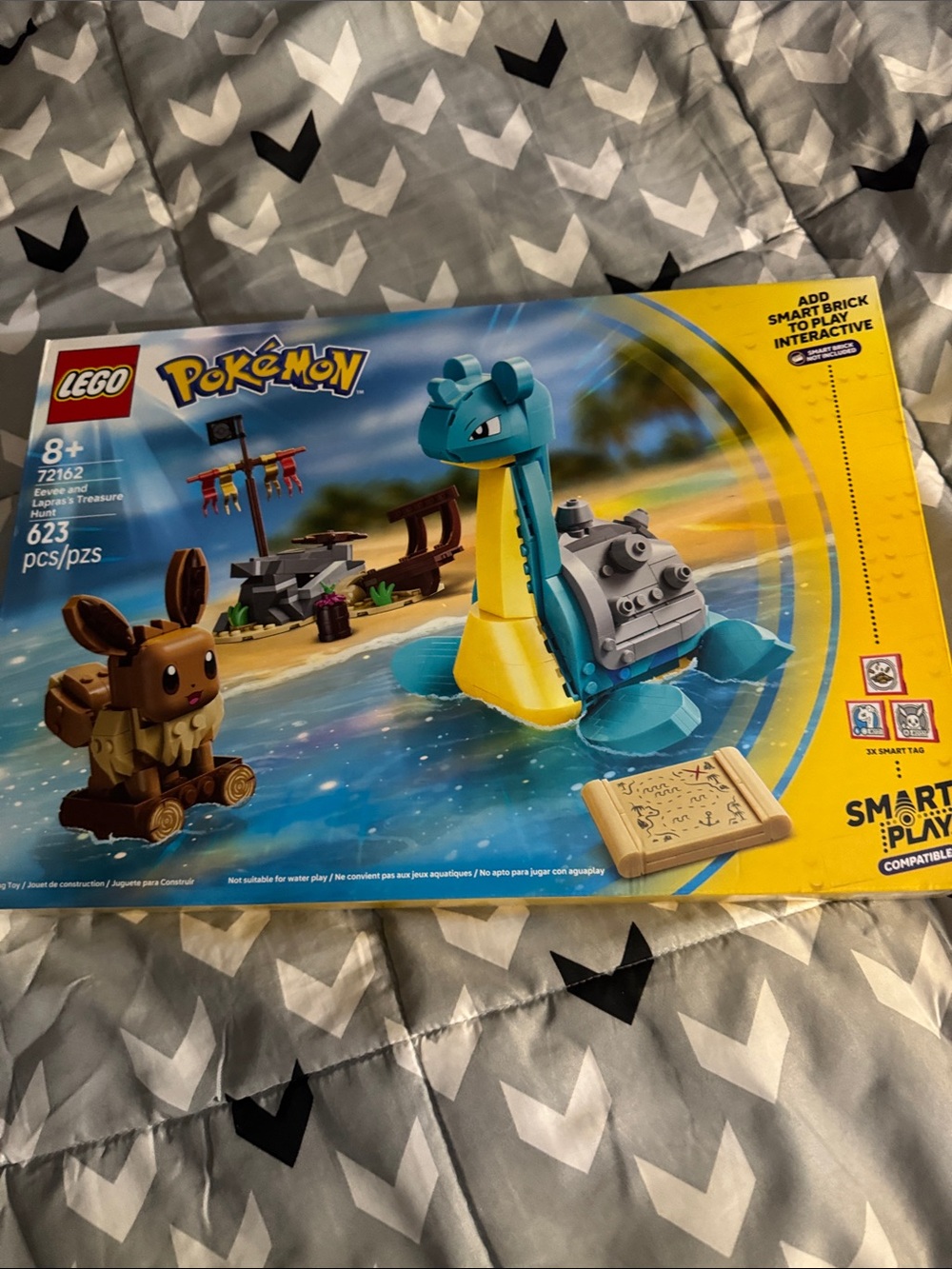 Lapras and Eevee Adventure Set - Blue/Yellow